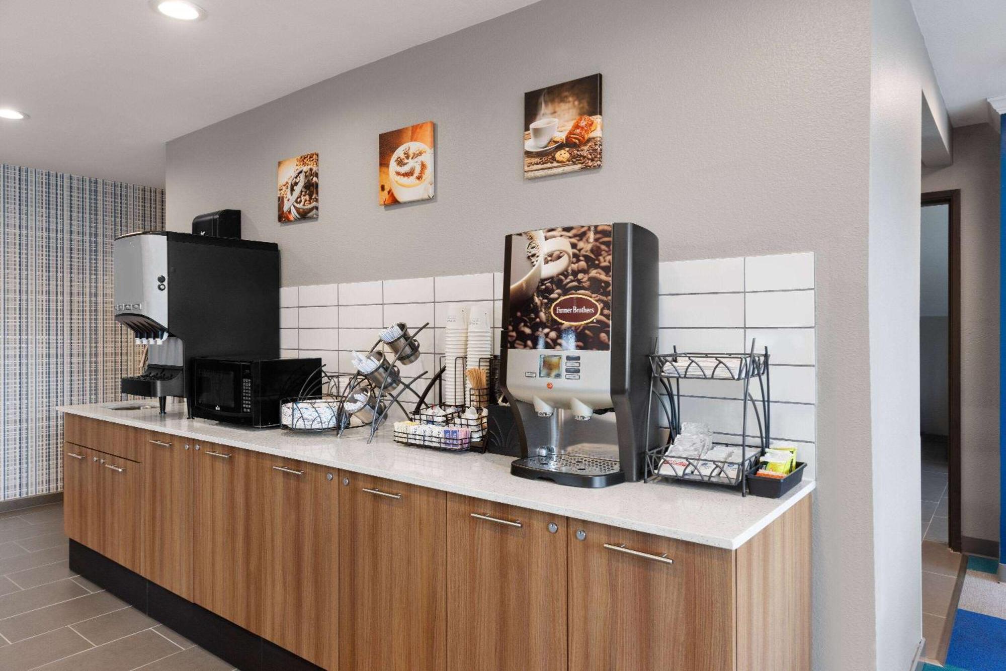 Microtel Inn And Suites Independence Exteriér fotografie